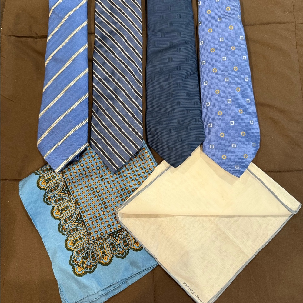 Blue and Cream Tie Set